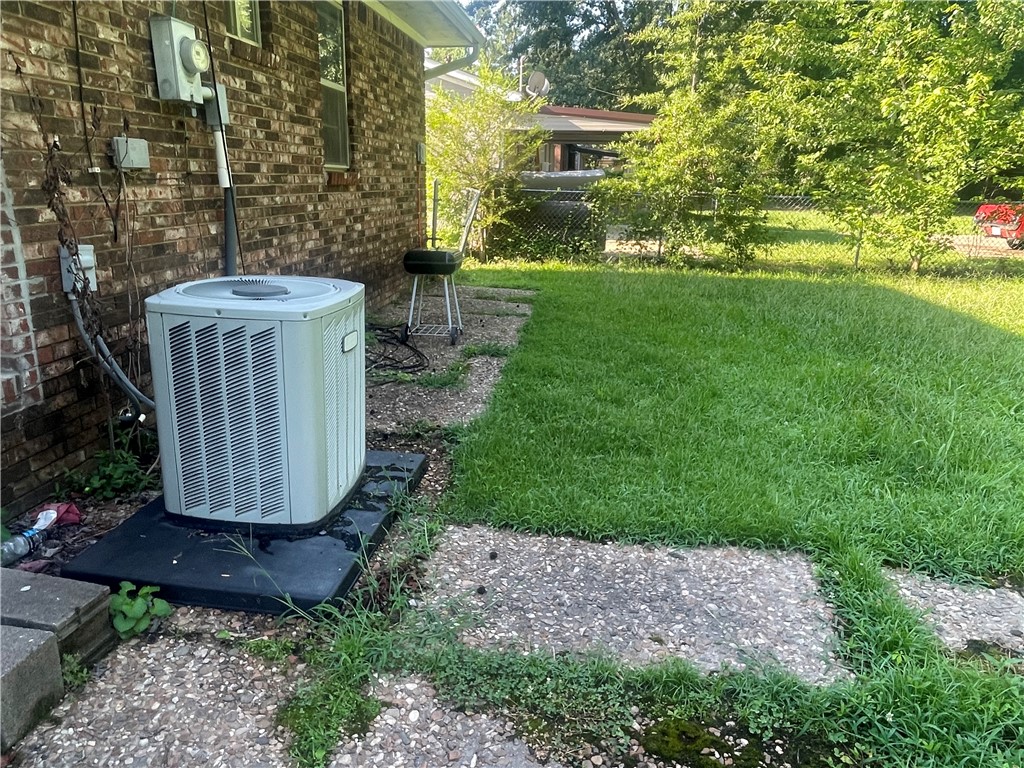 THOMPSON HEIGHTS - Residential