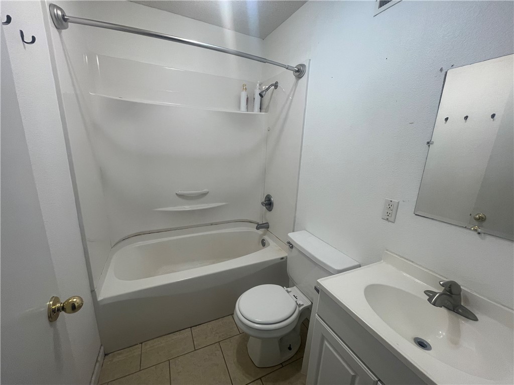 THOMPSON HEIGHTS - Residential