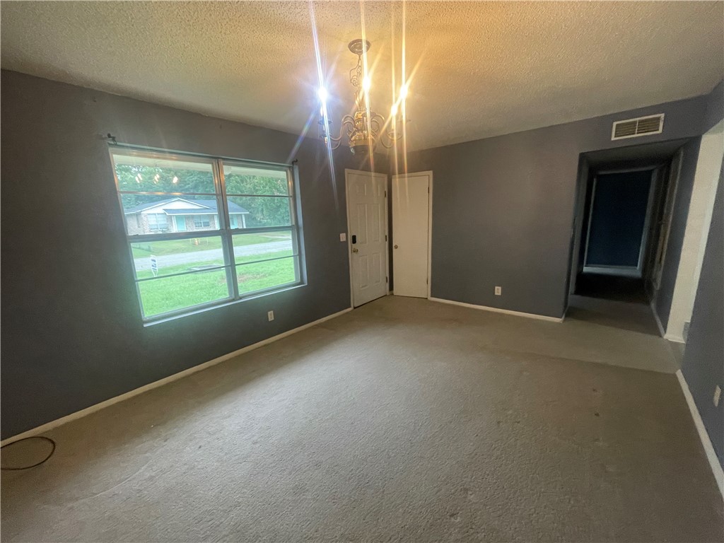 THOMPSON HEIGHTS - Residential