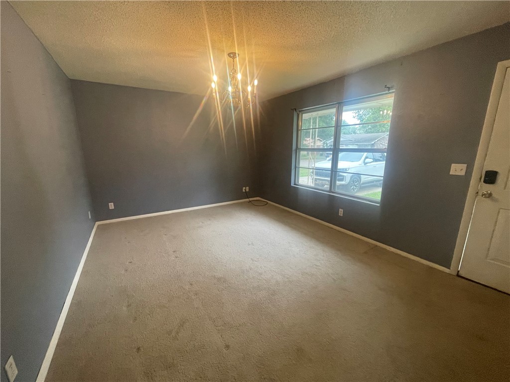 THOMPSON HEIGHTS - Residential