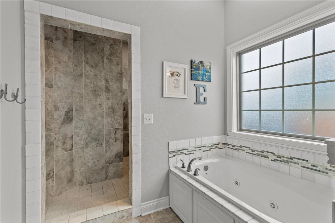 Creekwood Sub Rogers - Residential