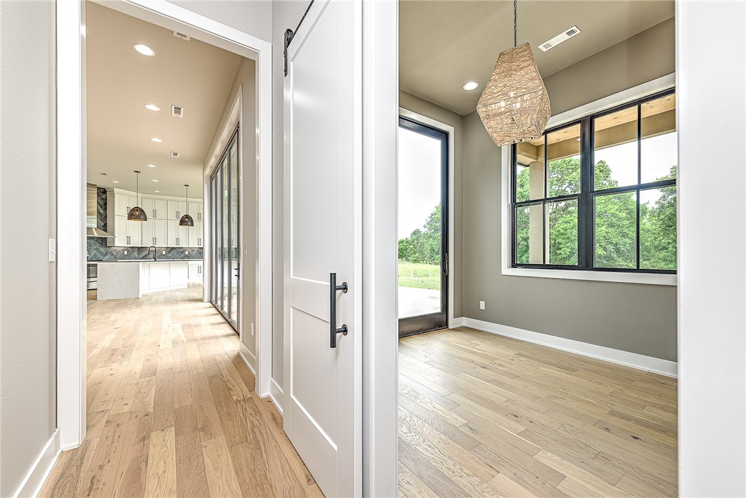 Averie Estates Cave Spgs - Residential