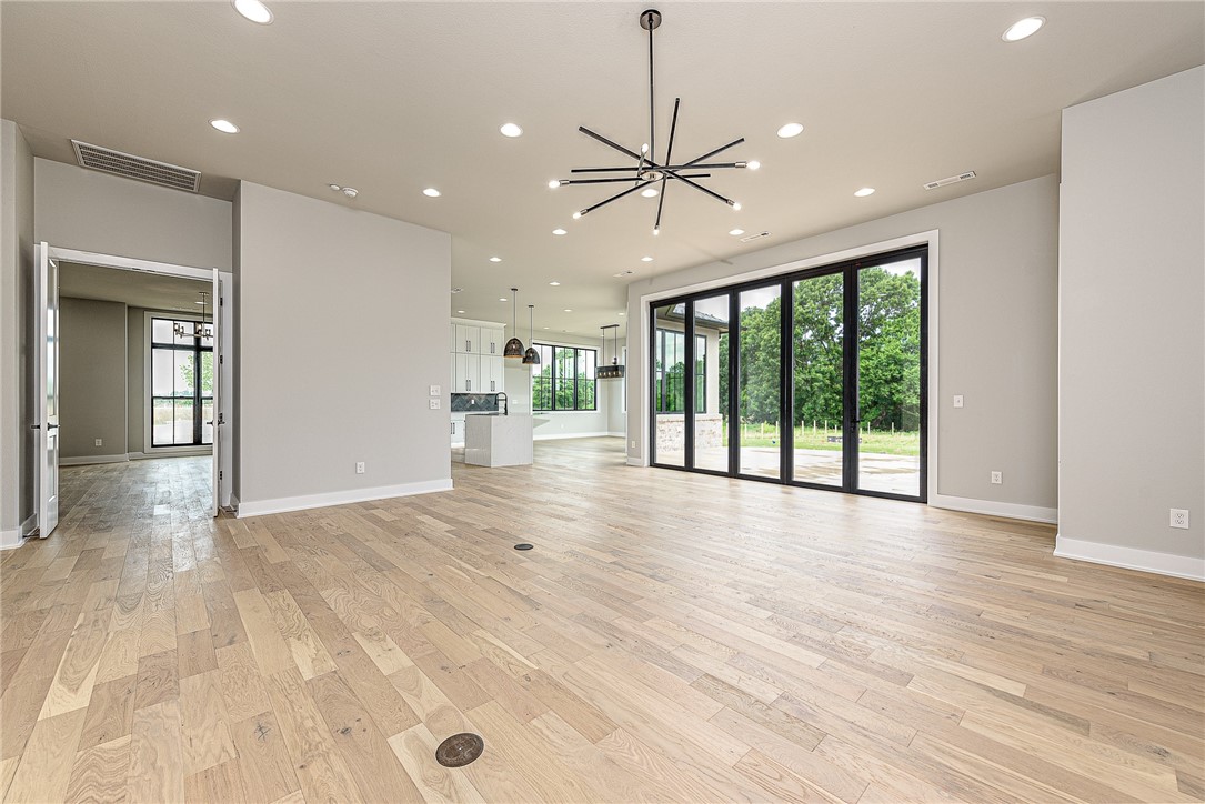 Averie Estates Cave Spgs - Residential