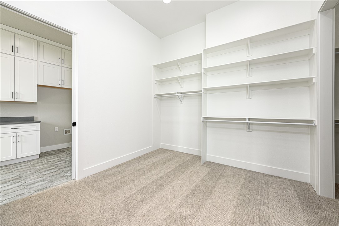 Averie Estates Cave Spgs - Residential