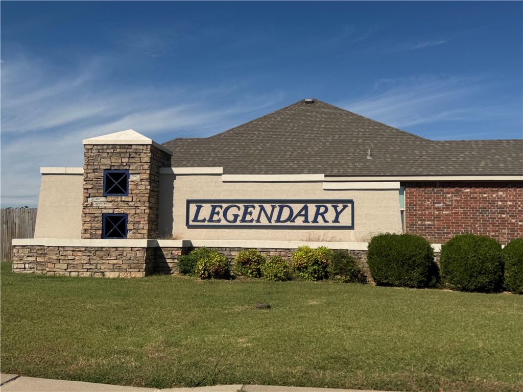 Charleston Park @ Legendary - Residential