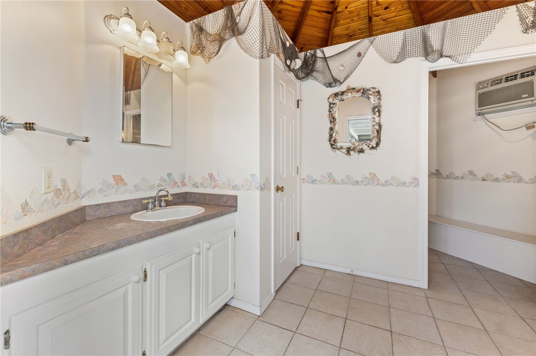 27-20-32-RURAL - Residential