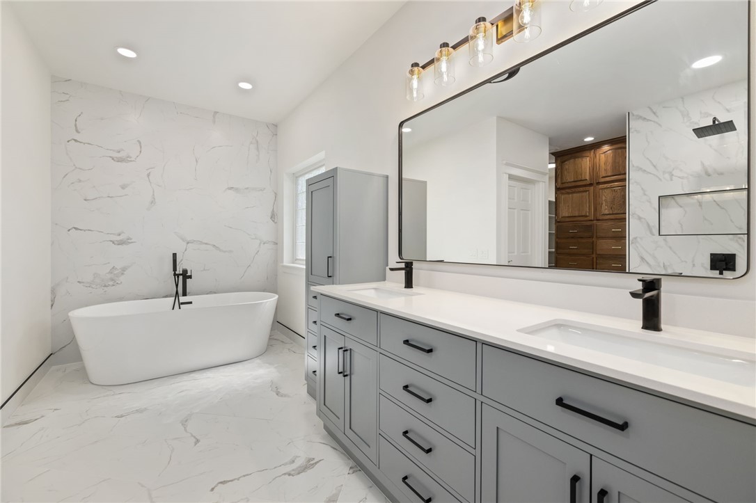 27-20-32-RURAL - Residential