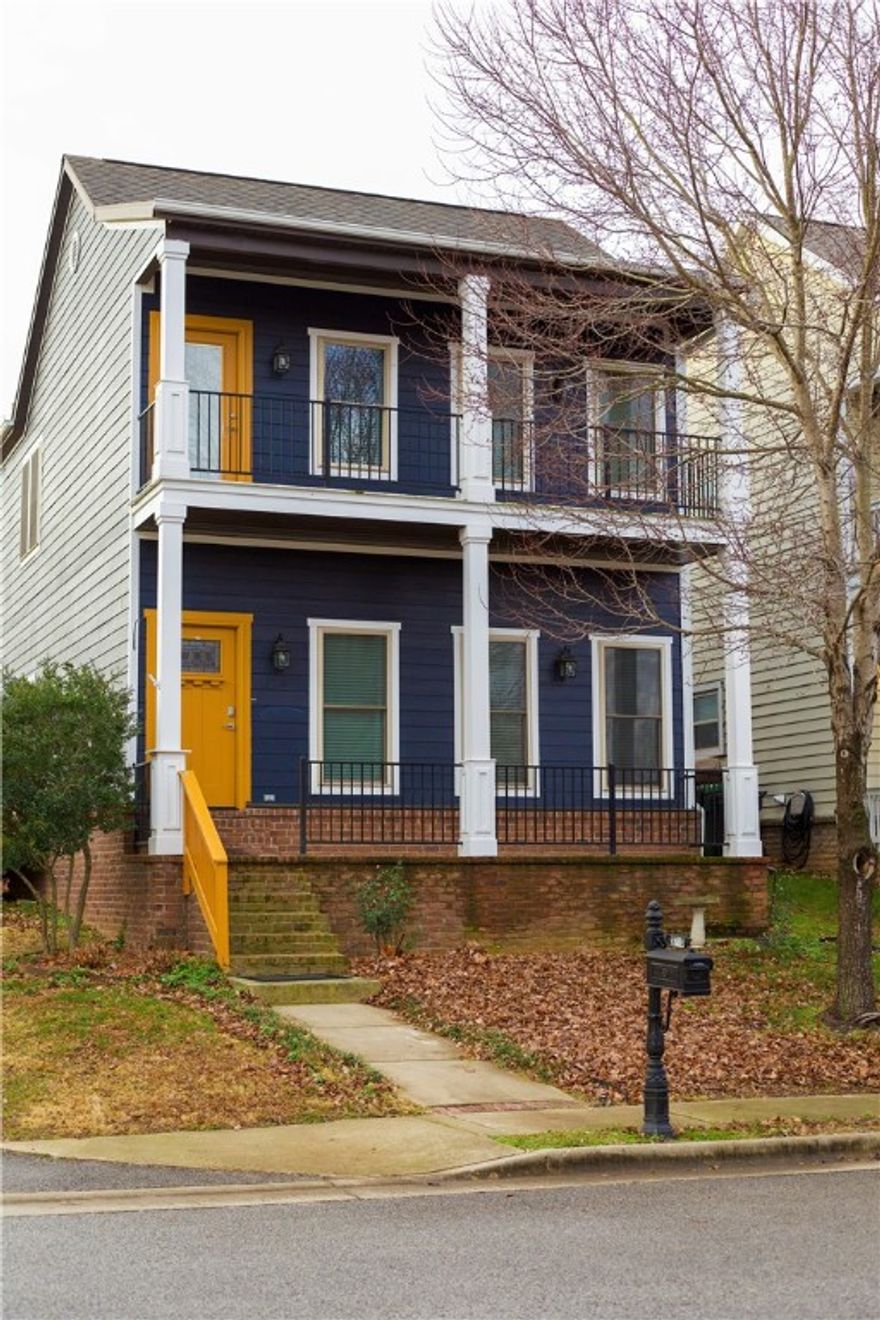 Executively furnished short term rental home. Located next to the Promenade. Perfect for business execs., out of towner browsing the area or just looking for a place to call home. Furnished with all furniture including kitchenware, linens. Lawn care is provided. Large kitchen and family room with fireplace. Master bedroom upstairs, office downstairs, 2nd floor balcony, 2 car garage. Very, very nice home.