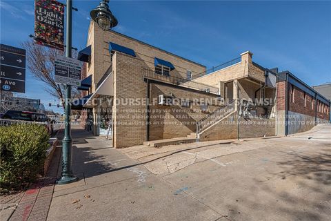 Photo of 315 N Eureka Alley 2 #2, Fayetteville, AR 72701 (MLS # 1331008)