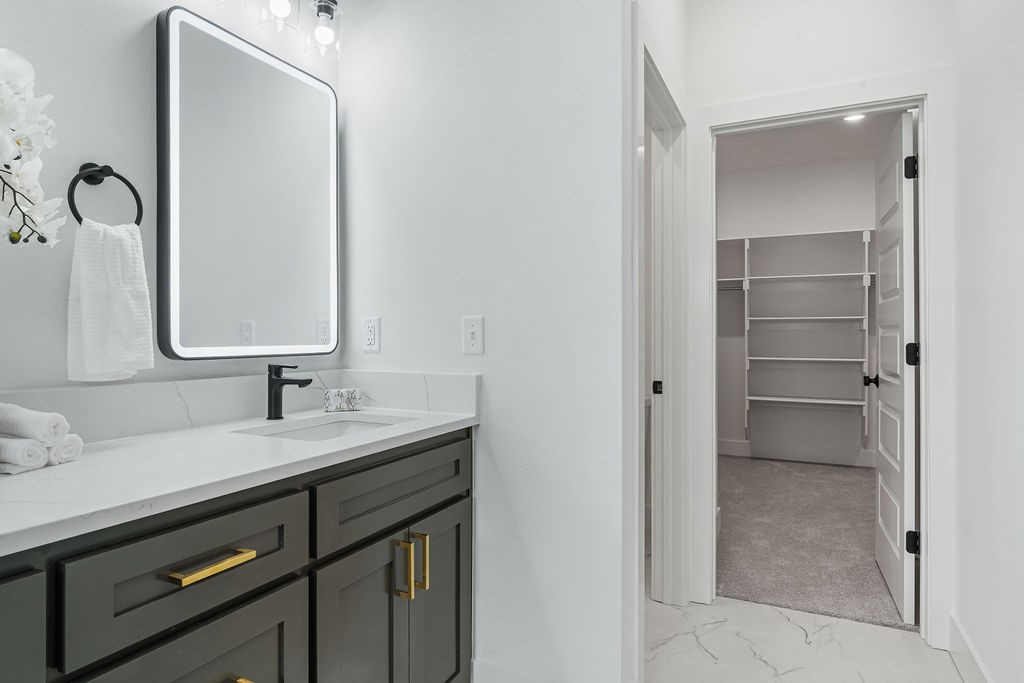 Townhomes at Scottsdale - Residential