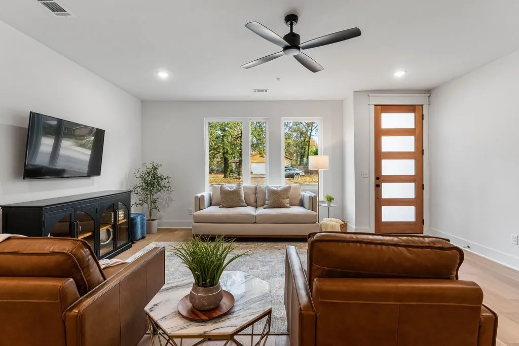 Rogers, Arkansas 72756, United States, 3 Bedrooms Bedrooms, ,3 BathroomsBathrooms,Residential,Active,12150