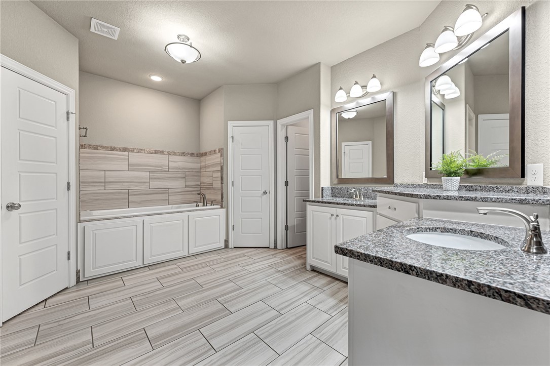 Liberty Bell North Rogers - Residential