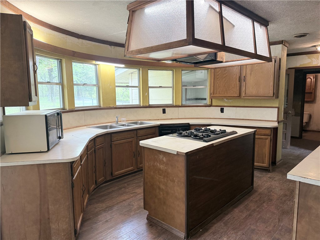 Country Living - Residential