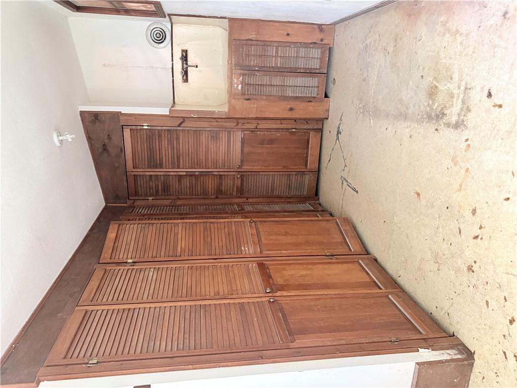 Country Living - Residential