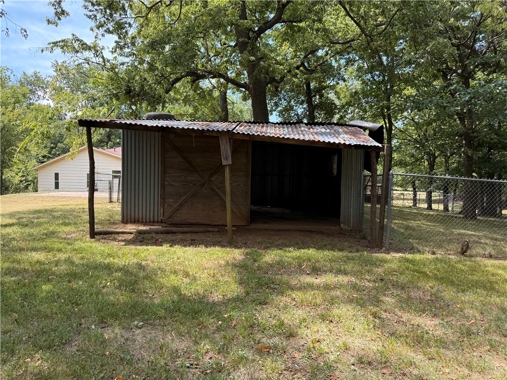 Country Living - Residential