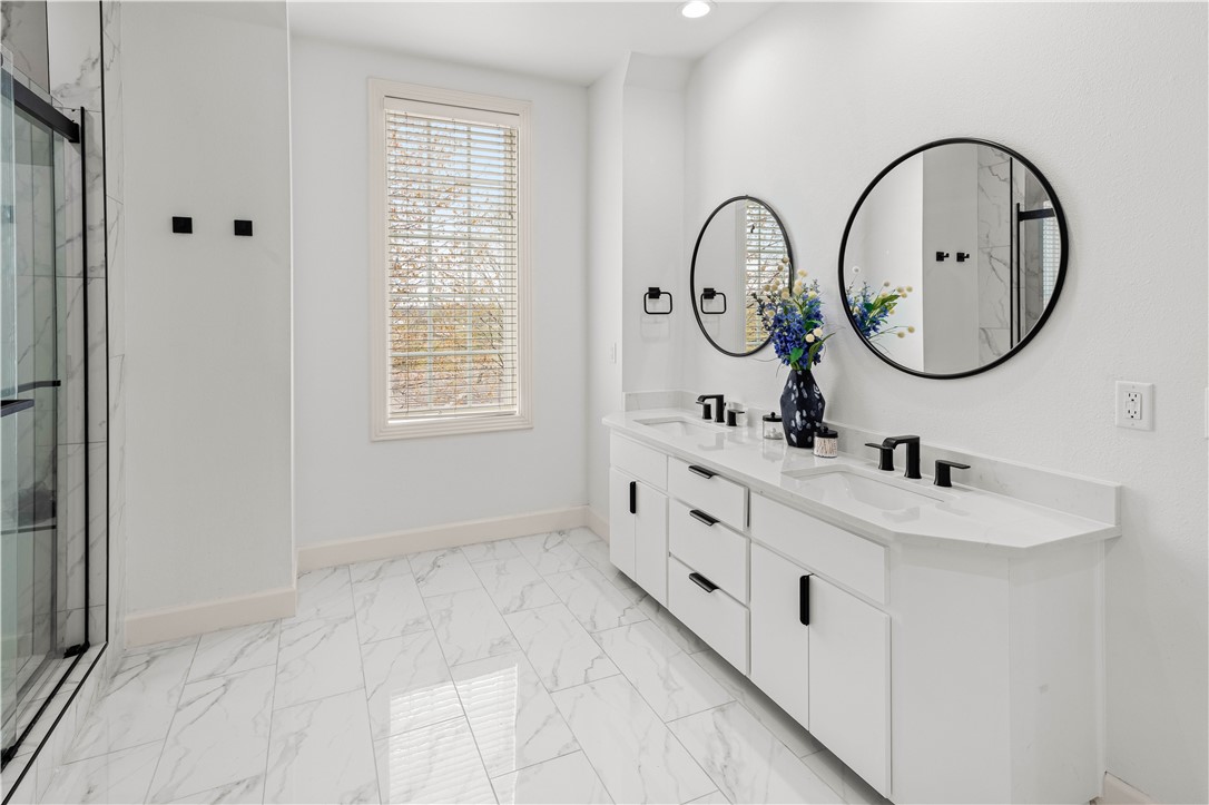 Pinnacle, Champions Golf & Cc Rogers - Residential