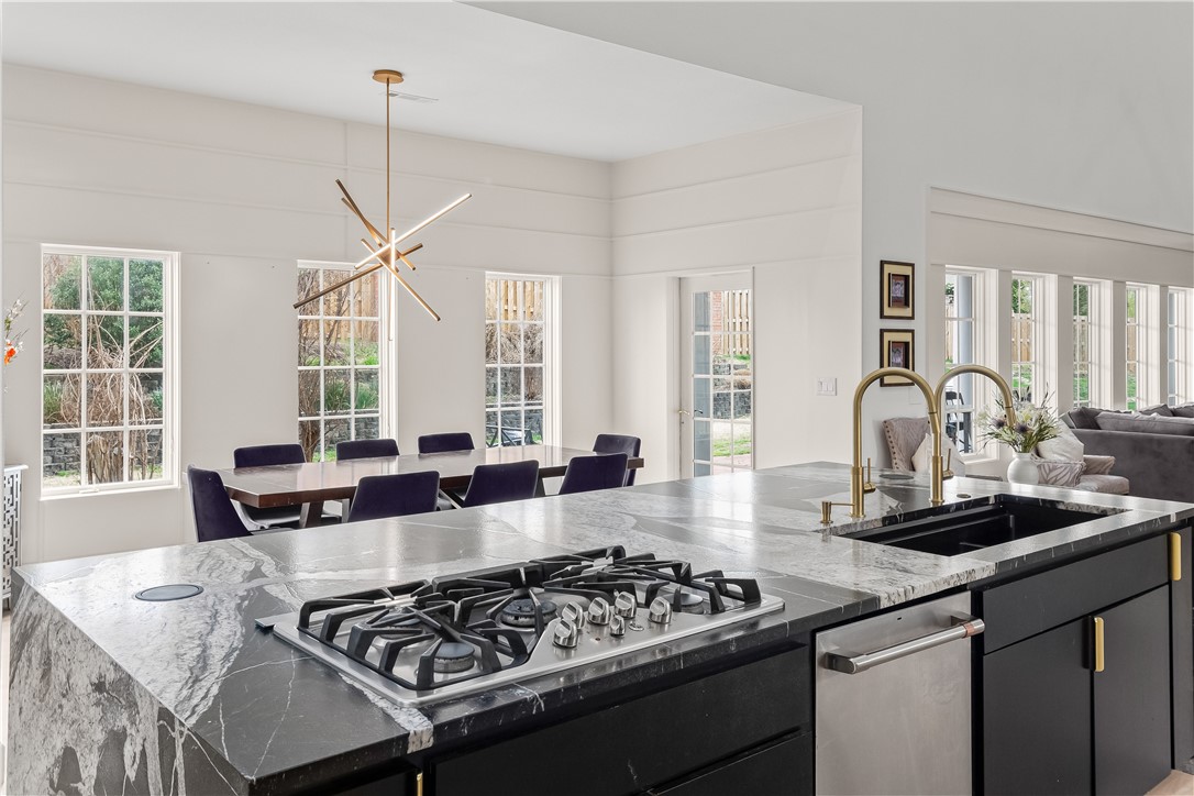 Pinnacle, Champions Golf & Cc Rogers - Residential