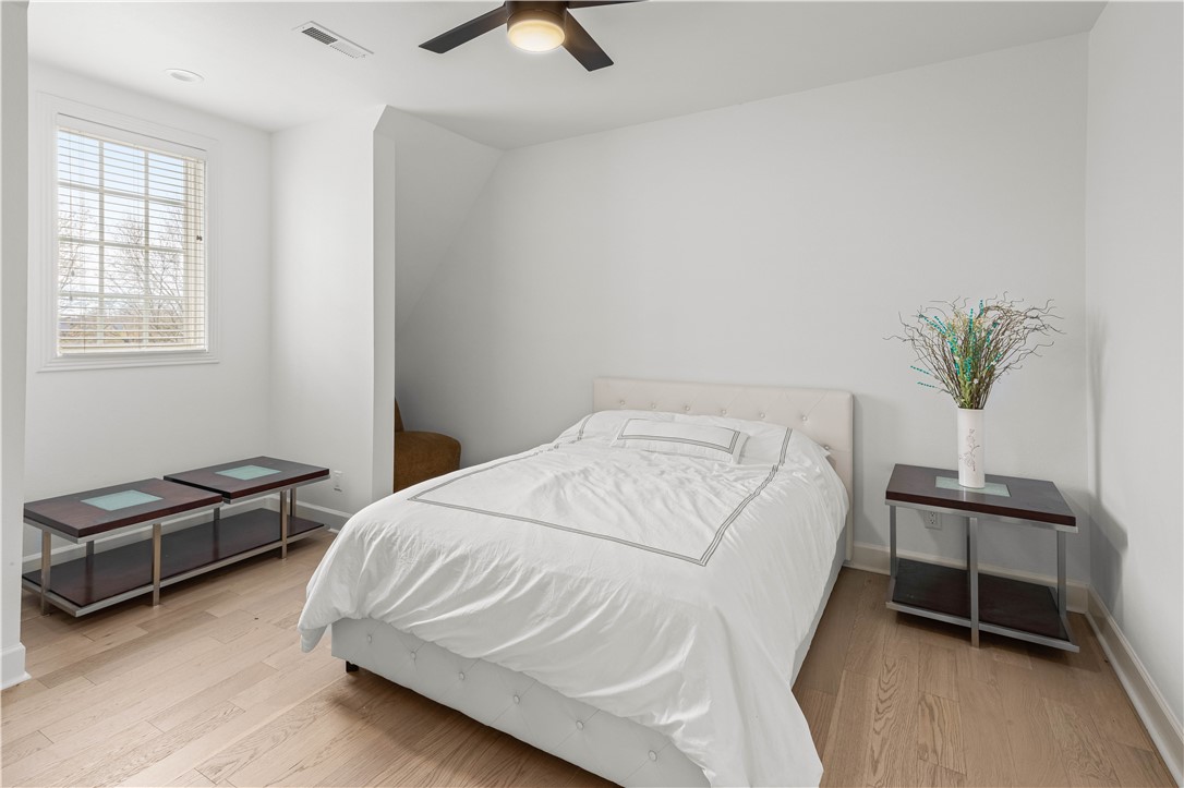 Pinnacle, Champions Golf & Cc Rogers - Residential