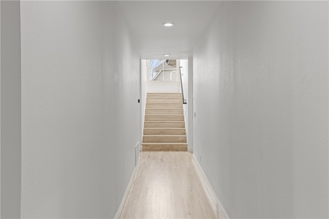 Pinnacle, Champions Golf & Cc Rogers - Residential