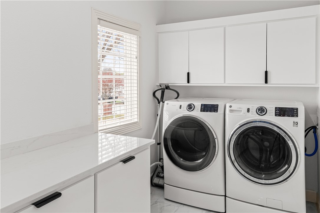 Pinnacle, Champions Golf & Cc Rogers - Residential