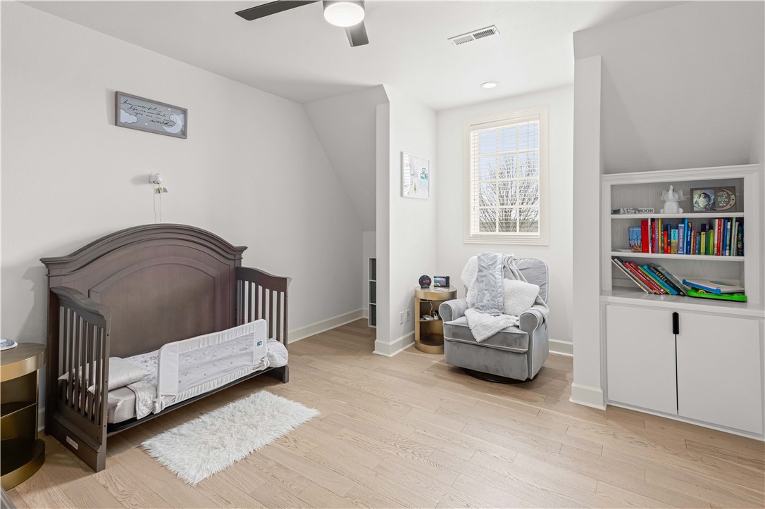 Pinnacle, Champions Golf & Cc Rogers - Residential