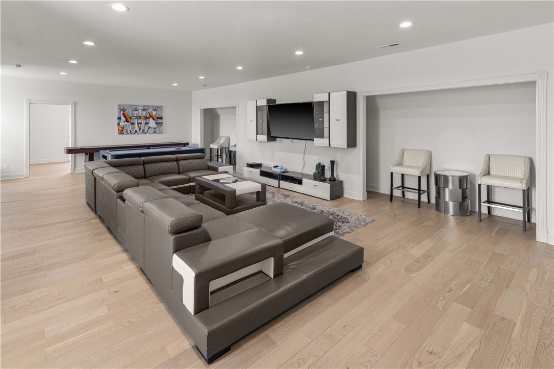 Pinnacle, Champions Golf & Cc Rogers - Residential