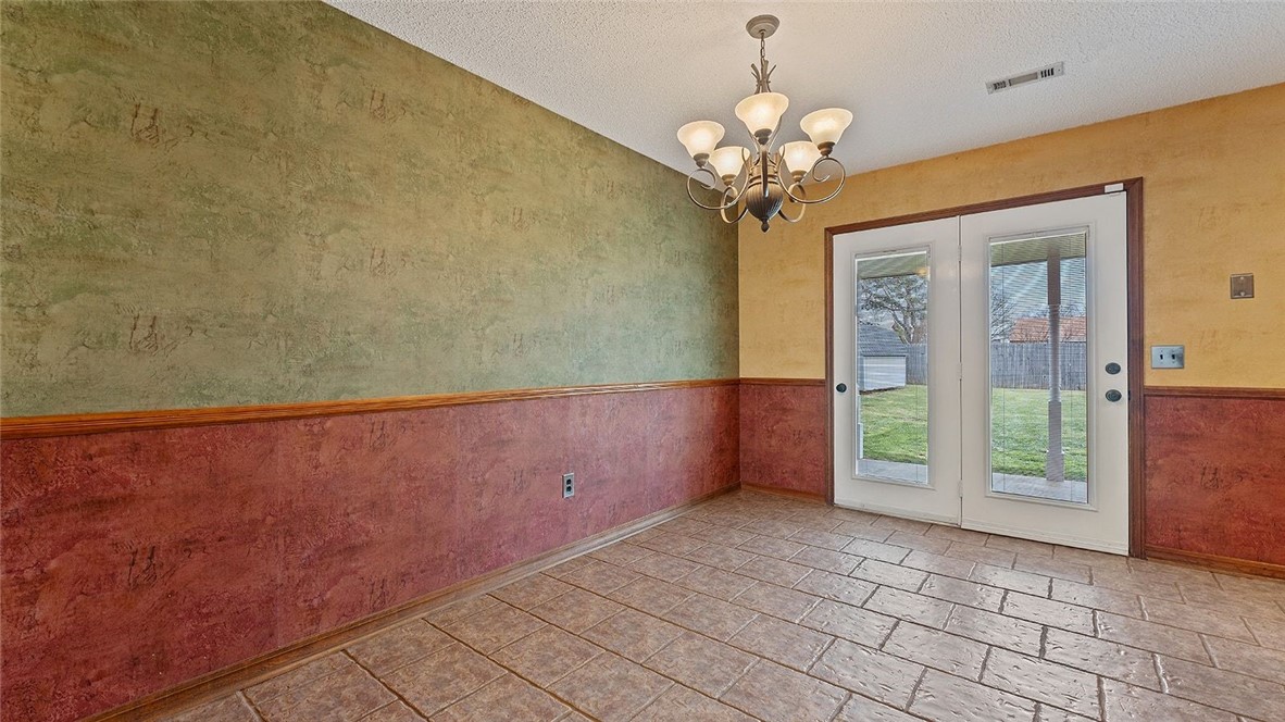 Bartletts Add Cave Spgs - Residential