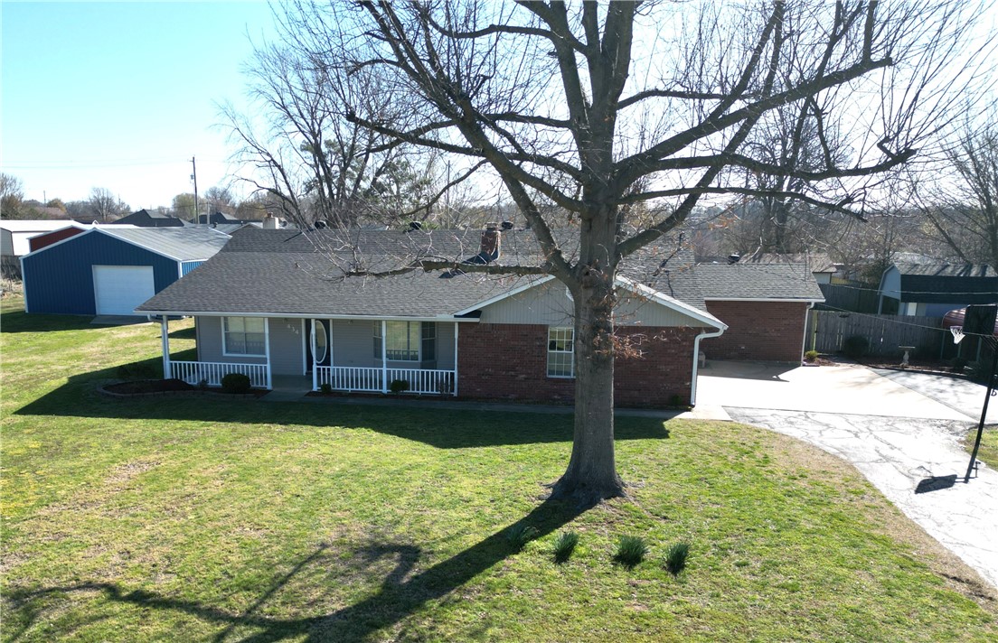 Bartletts Add Cave Spgs - Residential