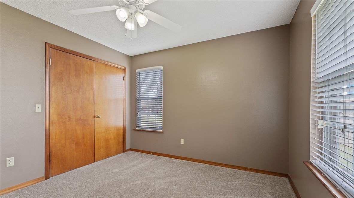 Bartletts Add Cave Spgs - Residential