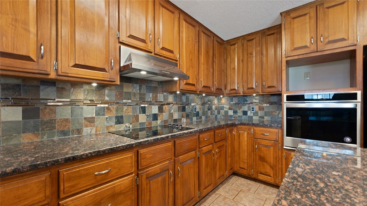 Bartletts Add Cave Spgs - Residential