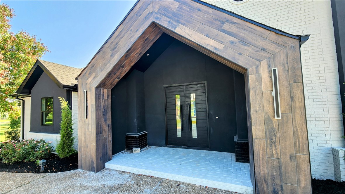 Pinnacle, Champions Golf & Cc Rogers - Residential