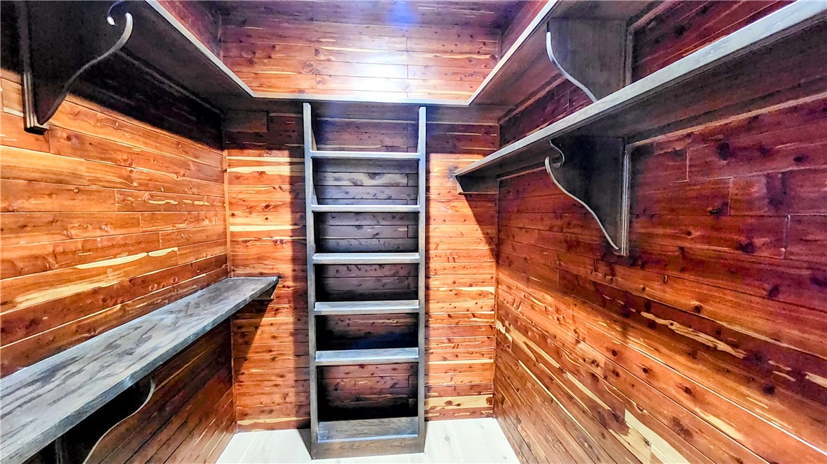 Pinnacle, Champions Golf & Cc Rogers - Residential