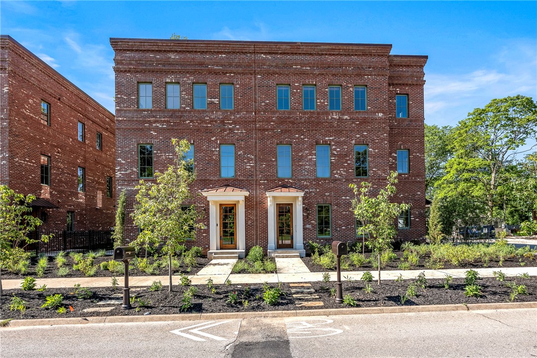 Demings 2nd Add Bentonville - Residential