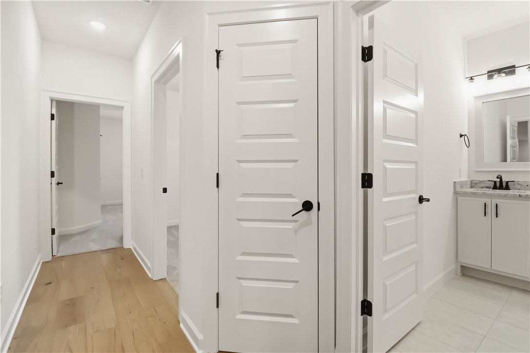 Hillcrest - Residential