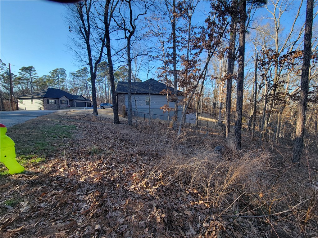 Westmorland Sub Bvv - Land