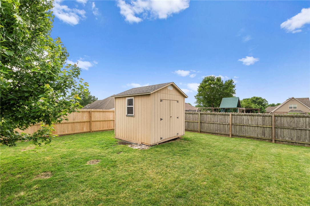 Ridgefield Add Blk 2, 4 Centerton - Residential