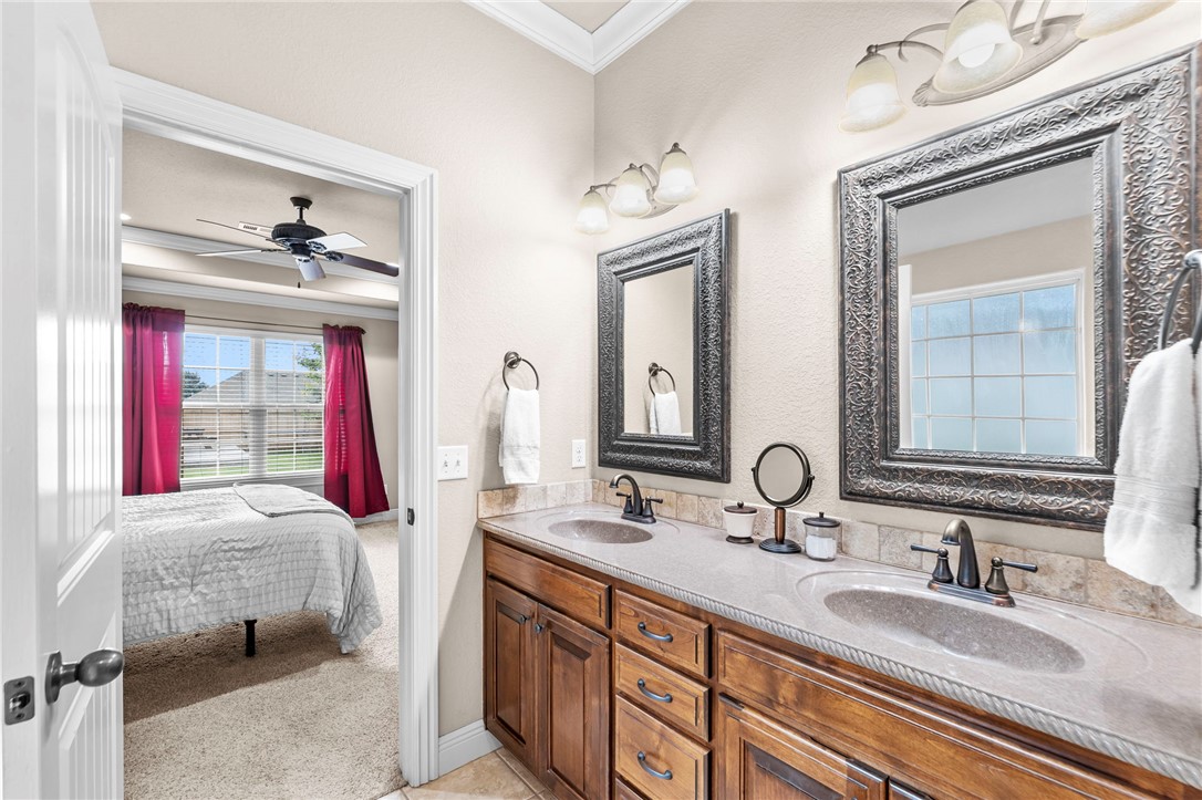 Ridgefield Add Blk 2, 4 Centerton - Residential