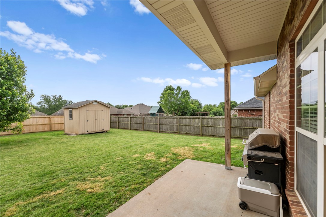 Ridgefield Add Blk 2, 4 Centerton - Residential