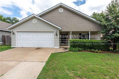 Photo of 4312 Pecan Street, Fayetteville, AR 72704 (MLS # 1343141)