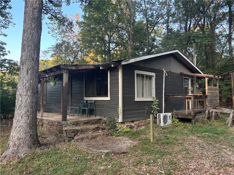 1646 N Double Springs Road Fayetteville AR 72704