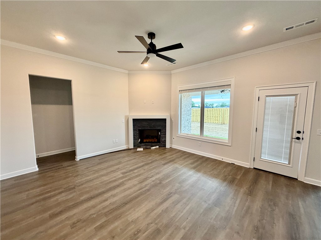 Yorktown 2 - Residential