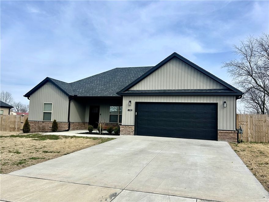 2023 BUILT! Original Owner. Newer Built (2023) at savings offered to you w/amenities vs. purchasing New Construction. Offering 8 x 7.5 LifeTime Shed, FULL rear yard wood privacy fence, interior blinds, FULL SS kitchen appliance package, Ceramic Tile floor (through main living area), Professional clean carpet in bedrooms. Split bedroom floor plan. 3 bedroom 2 bathroom Extra storage. Kitchen offers ample cabinets + kitchen island w/ lighting & electric.  Open floor plan w/ decorative wood beams & recess lighting. 0.44 acre lot! LARGE! Pea Ridge community spirit. Community park around the corner to enjoy the fresh air. Shopping/restaurants/church communities close by. Established neighborhood w/ no new construction noise or dusty mess! Make this your home now & enjoy your Spring/Summer season. Plenty room for a garden!