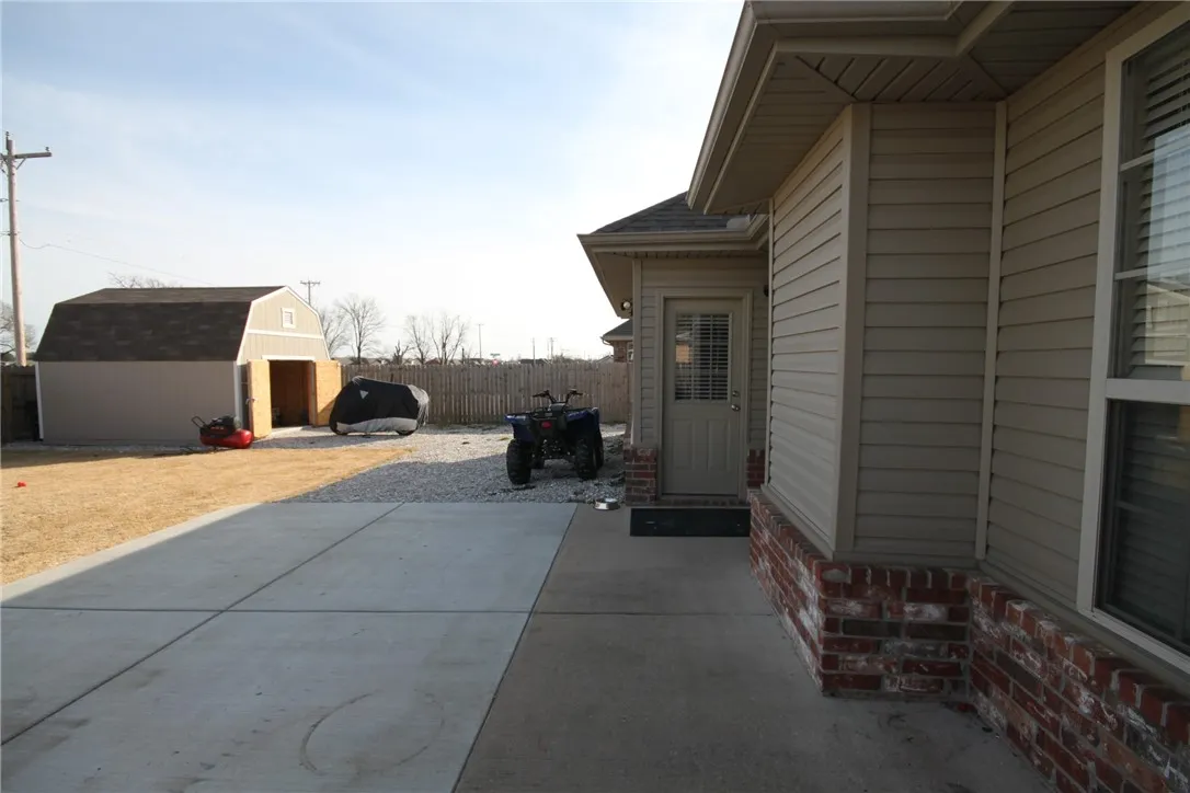 Bentonville, Arkansas 72712, United States, 3 Bedrooms Bedrooms, ,2 BathroomsBathrooms,Residential,Active,167721