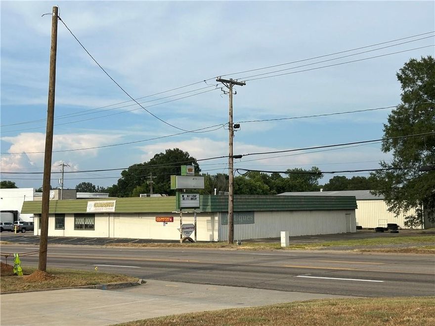Prime Commercial Opportunity on S. Arkansas Ave!
Approximately 8,000 sq ft building plus an additional vacant lot—two properties included for $499,000 (buildings only). High-visibility location with excellent potential for a variety of business uses or investment opportunities.

Please note: Goldmasters is not closing—they are relocating.