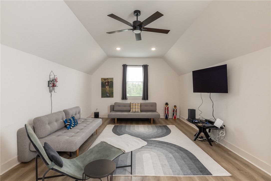 Riverside Estates Ph I - Residential