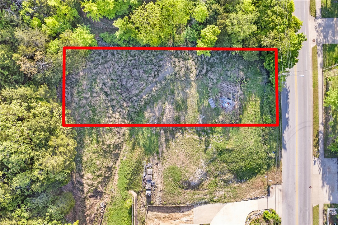 Fayetteville Outlots - Land