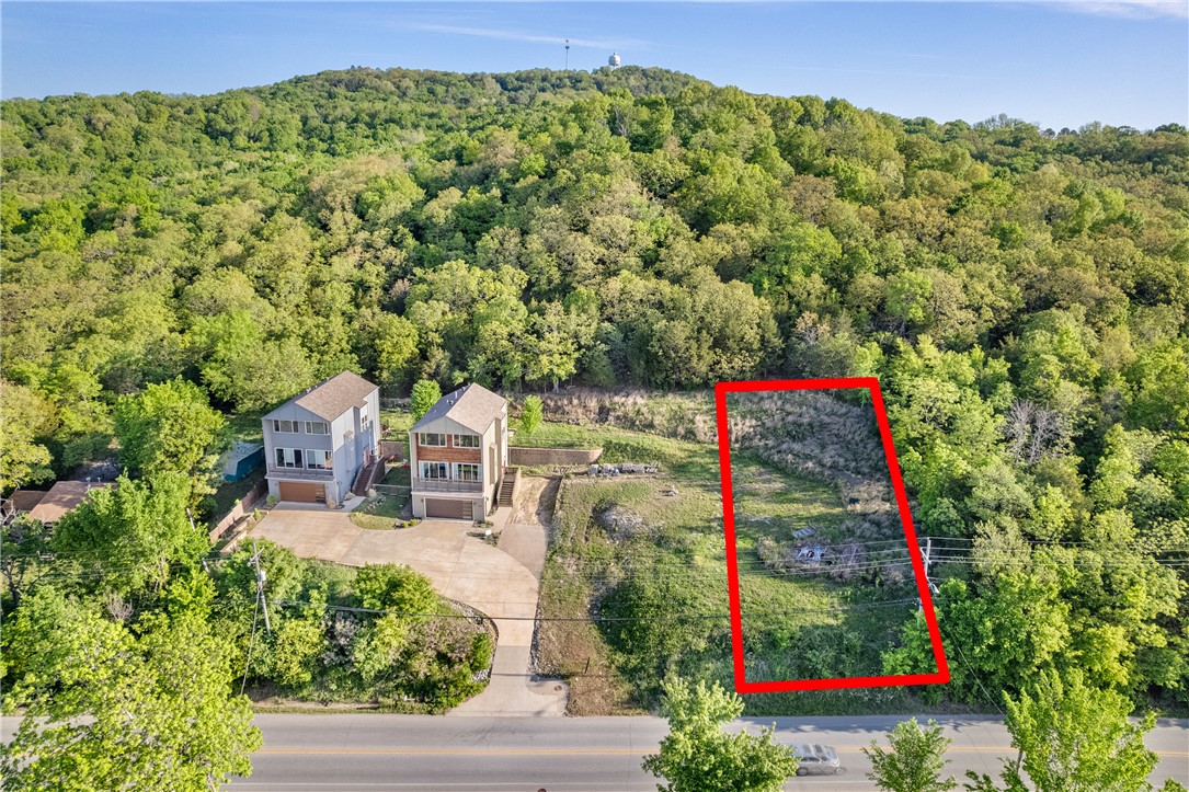 Fayetteville Outlots - Land