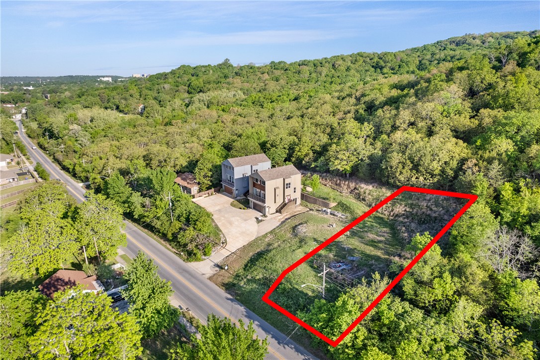 Fayetteville Outlots - Land