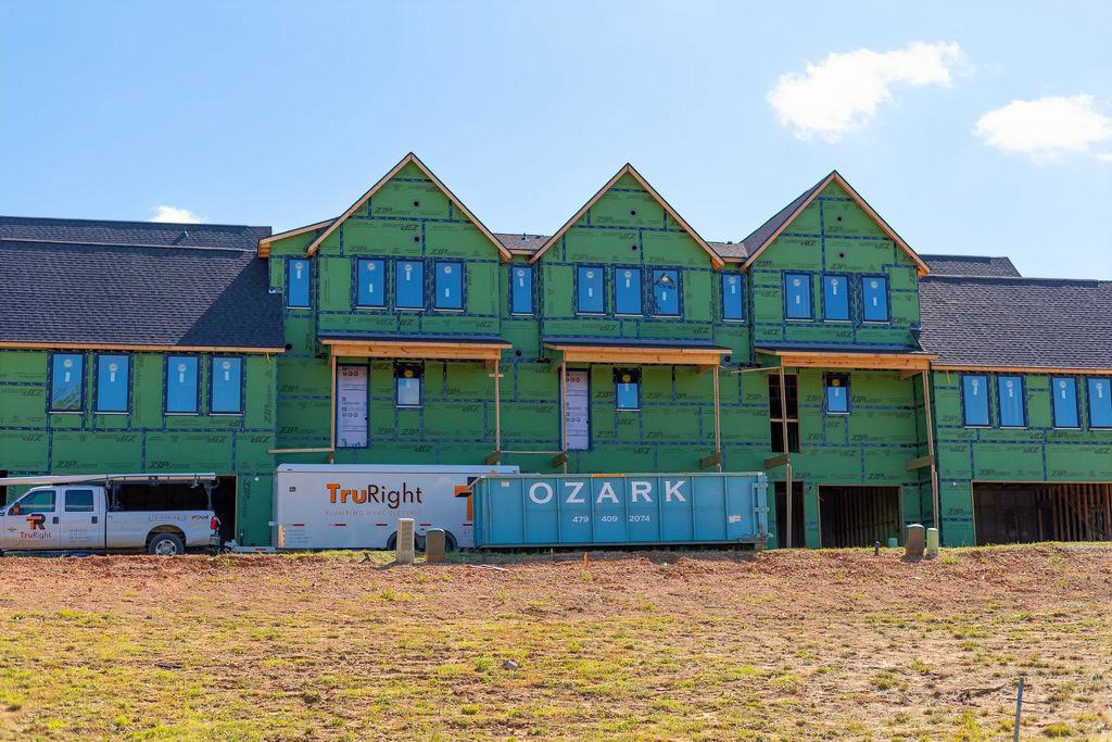 Markham Hill - Residential