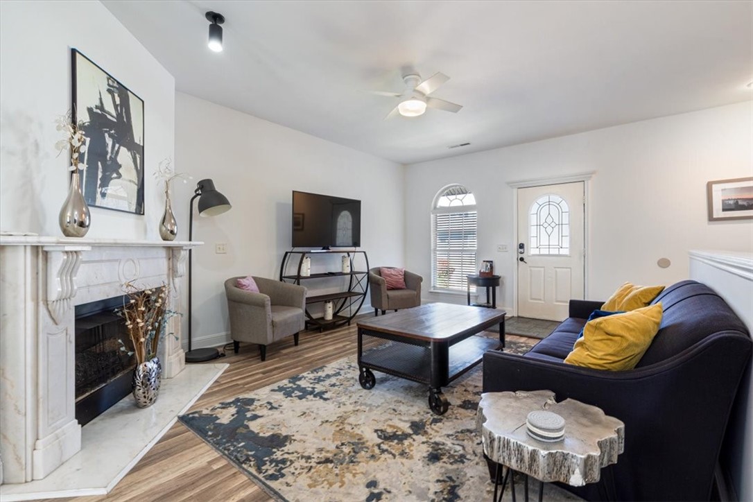 Belle Royal Sub Bentonville - Residential Income